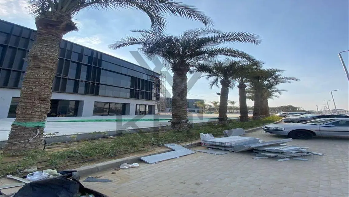 Luxury Apartment in The MarQ - New Cairo