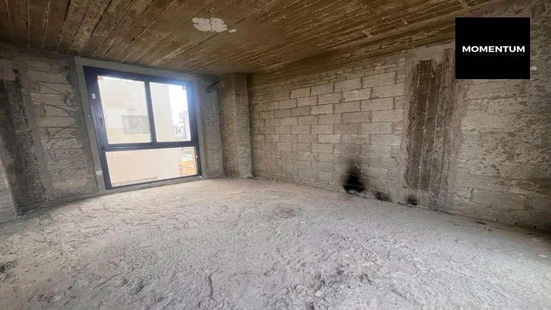 Stunning Apartment in Dunya with Balcony and Security Guard