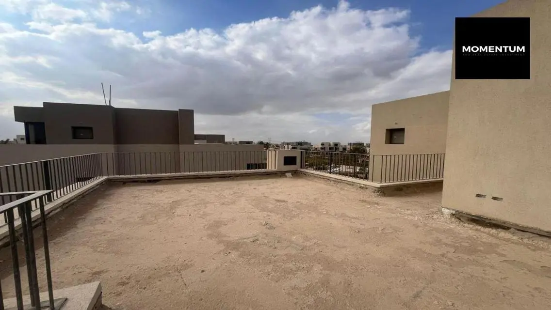 Stunning Apartment in Dunya with Balcony and Security Guard