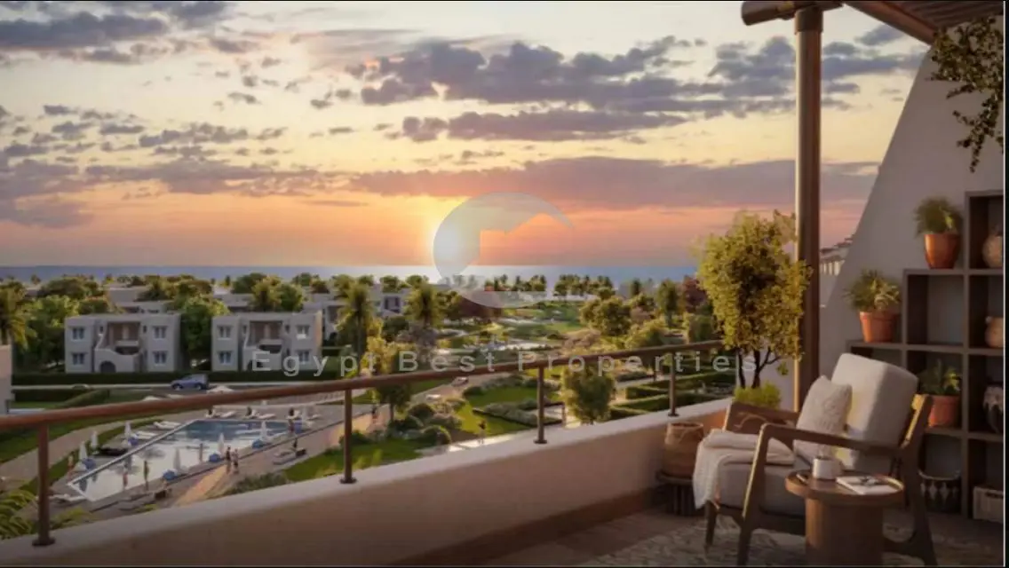 Luxury Villa with 10 Rooms, Private Pool, and Garden