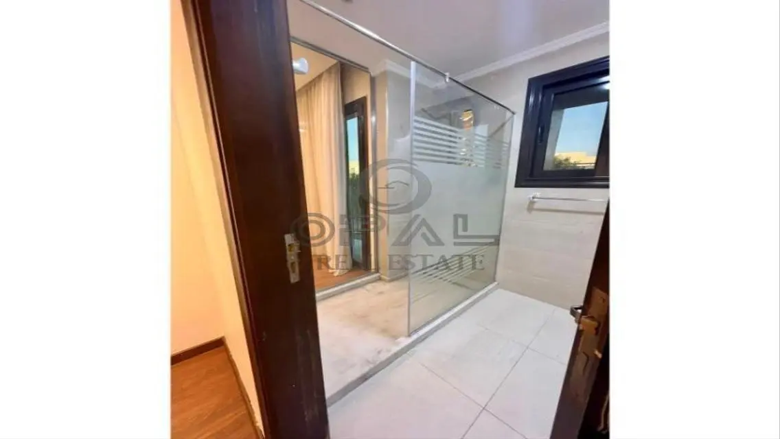 Furnished Apartment in West Beverly Hills Area - 200 m²