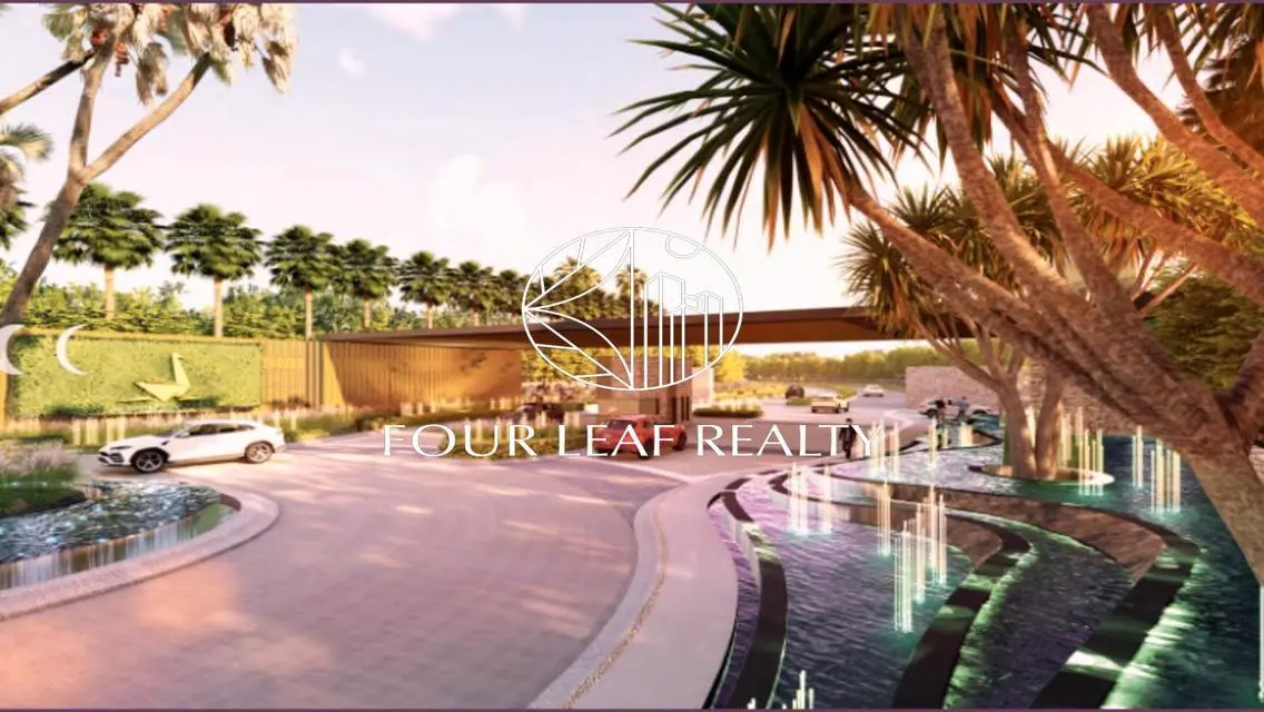 Luxury Villa with Private Garden and Pool on 720 sqm