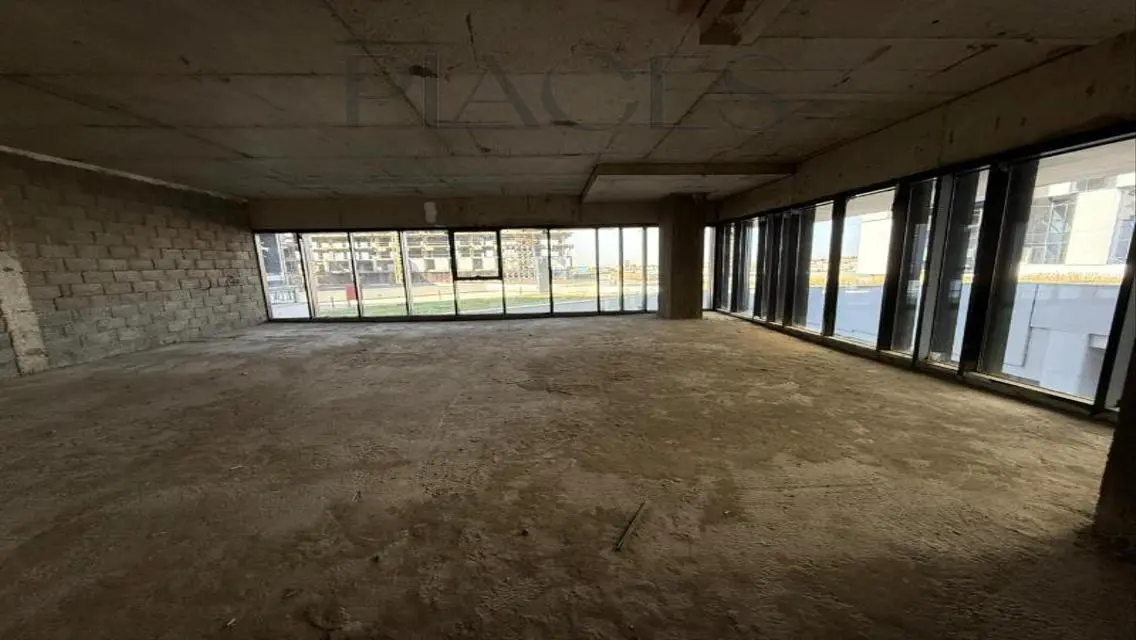 330 Hyde Park