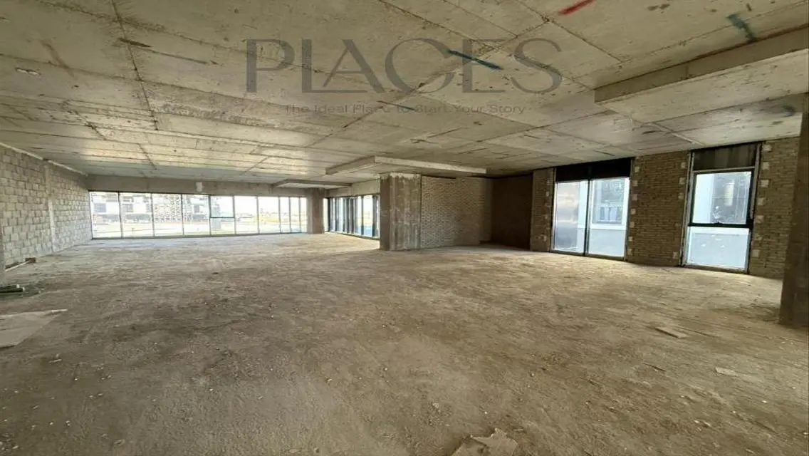330 Hyde Park
