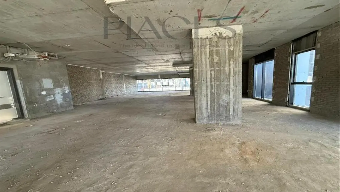 330 Hyde Park