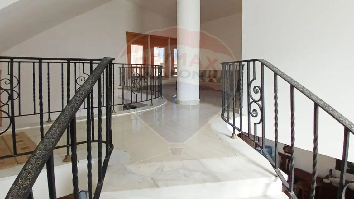 Luxury Apartment for Sale in the Heart of the City