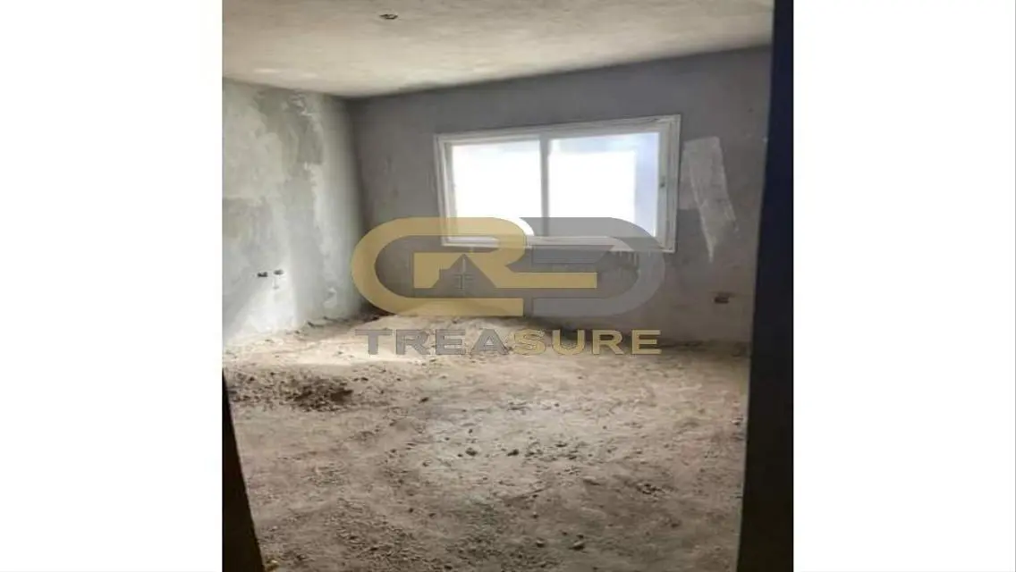 Treasure in 5th-2104: Stunning Apartment for Sale