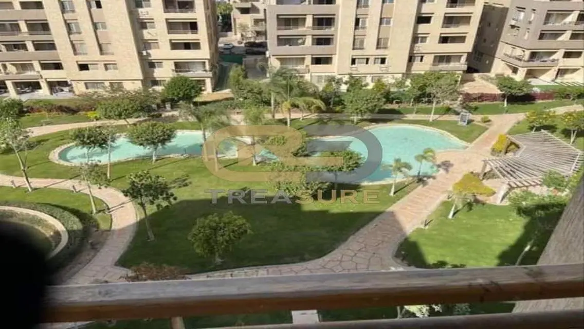 Treasure in 5th-2104: Stunning Apartment for Sale