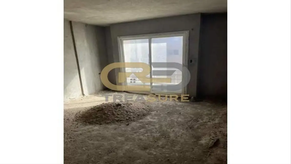 Treasure in 5th-2104: Stunning Apartment for Sale