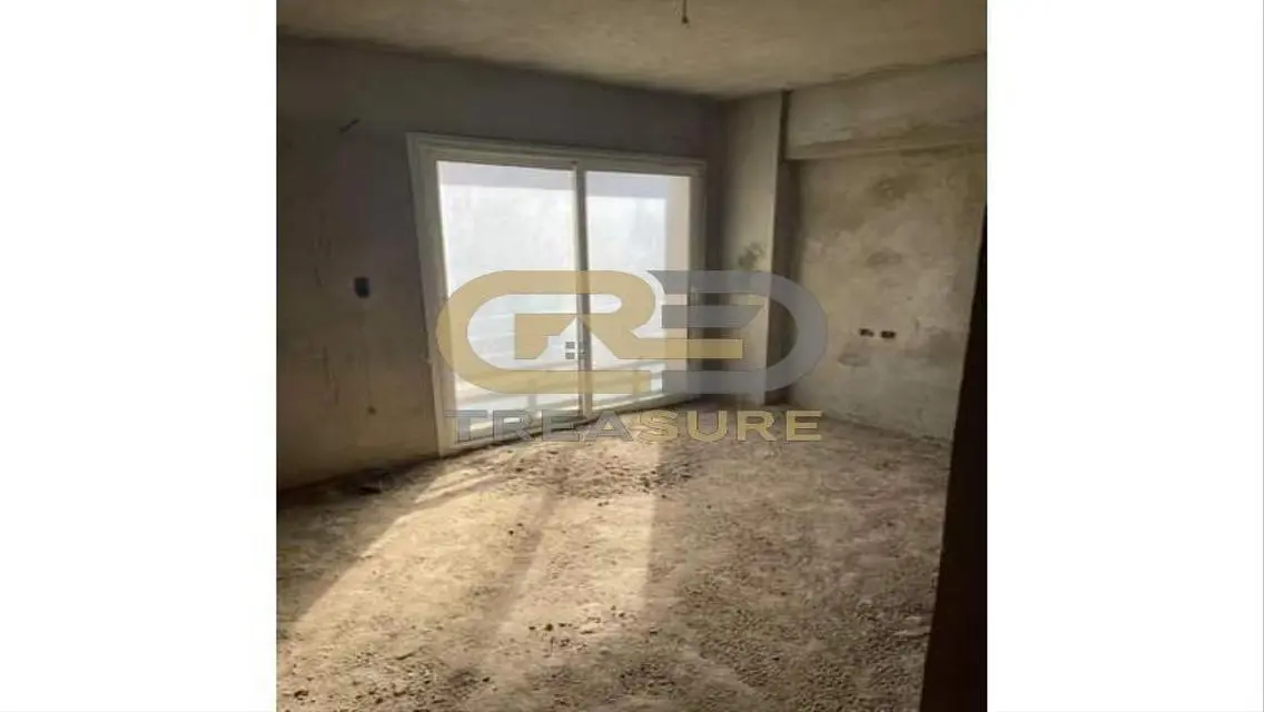 Treasure in 5th-2104: Stunning Apartment for Sale