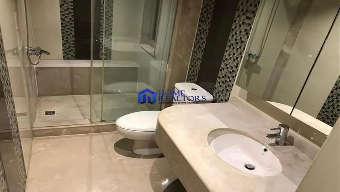 شقة فاخرة 2 غرفة نوم في موقع متميز