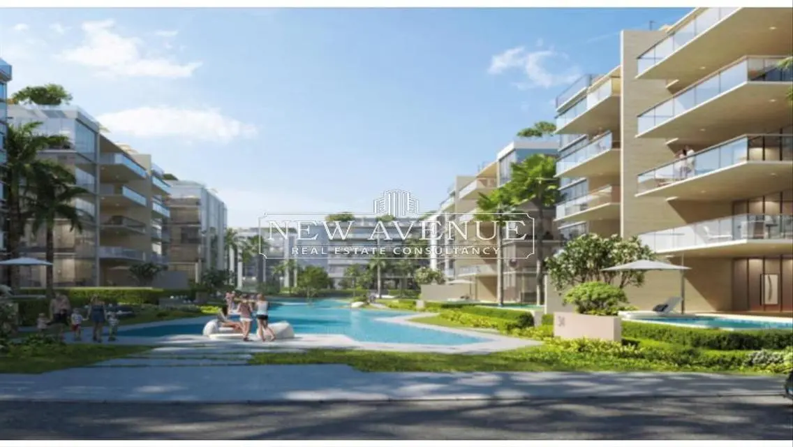 Luxury Apartment with Private Garden, 181 Sqm