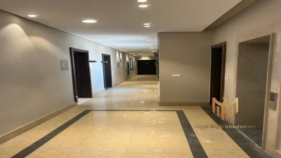Luxurious Apartment Overlooking Lakes at 16,320,000 EGP