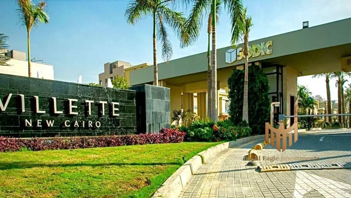Luxurious Apartment Overlooking Lakes at 16,320,000 EGP