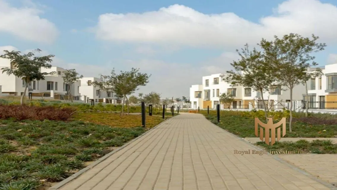Luxurious Apartment Overlooking Lakes at 16,320,000 EGP