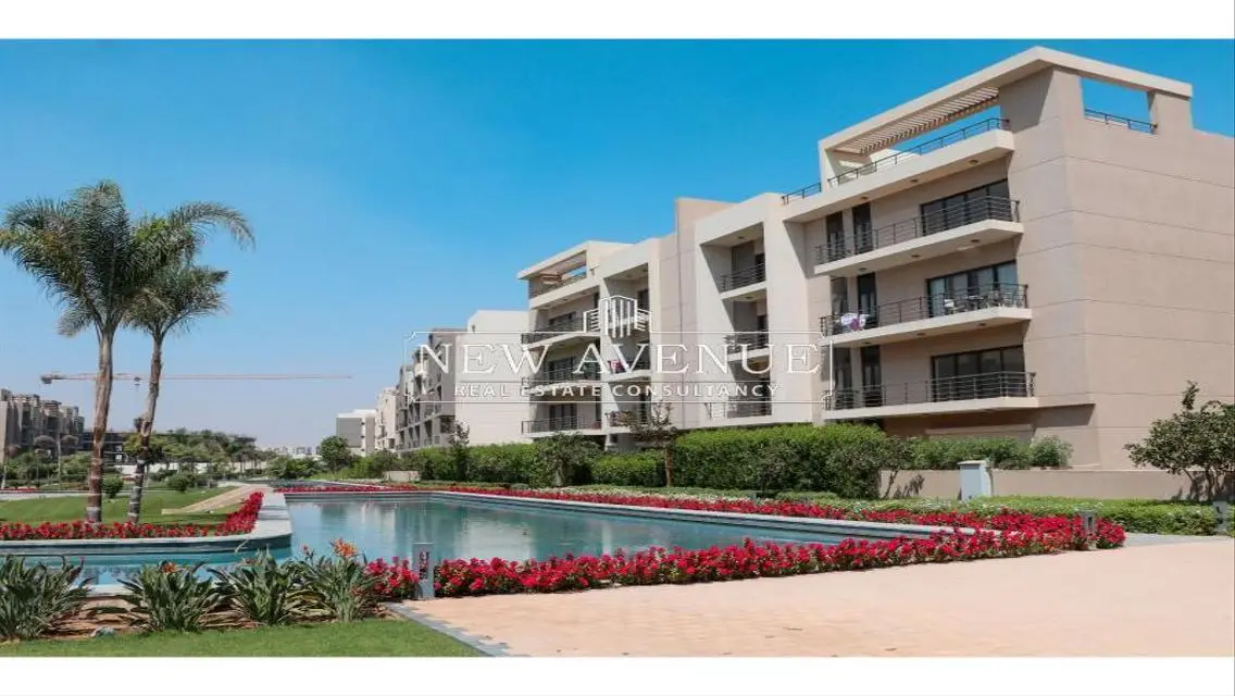 Luxurious Apartment with Amazing Features in the City Center