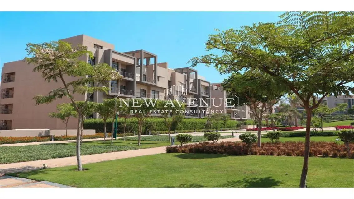 Luxurious Apartment with Amazing Features in the City Center