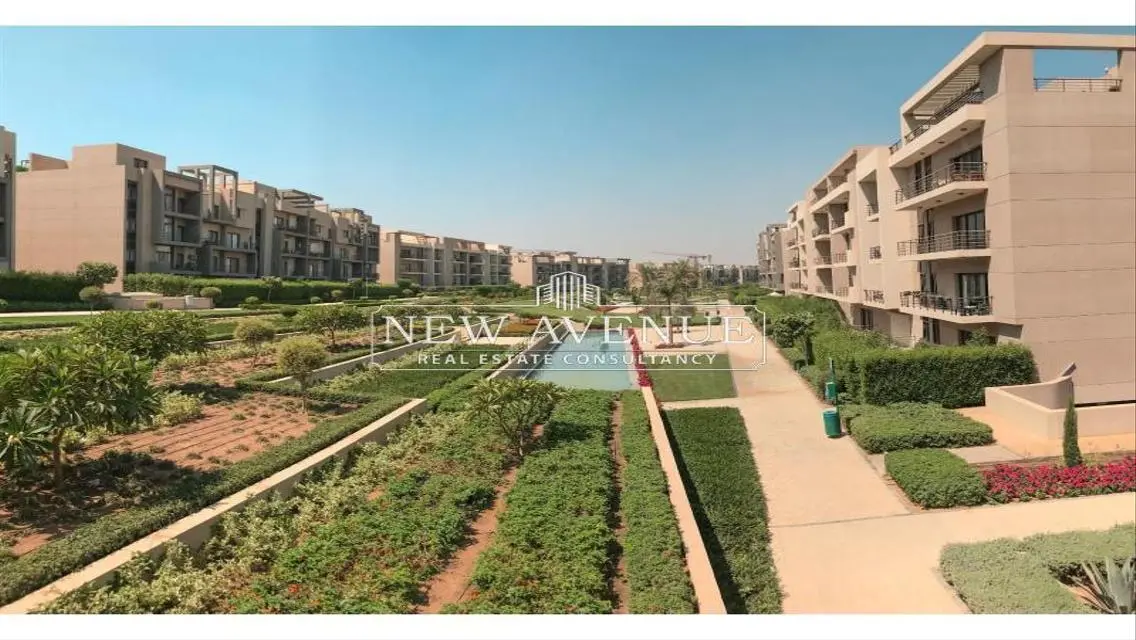 Luxurious Apartment with Amazing Features in the City Center