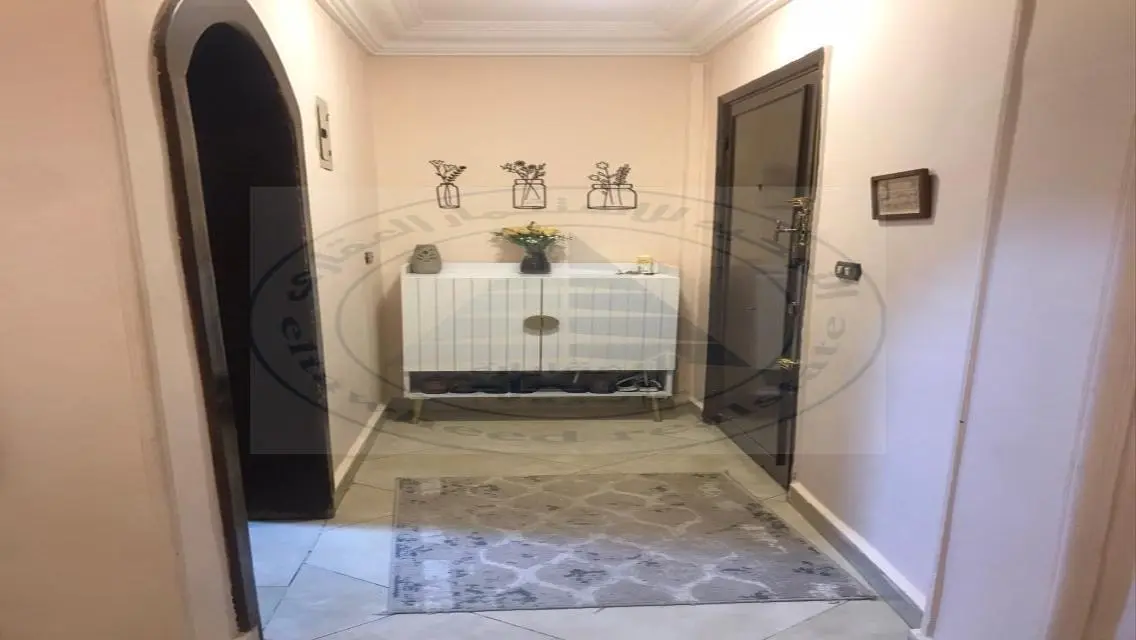 Luxury Apartment of 77 Square Meters with Security