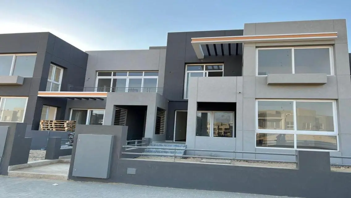 Stunning Villa with Swimming Pool and Private Garden