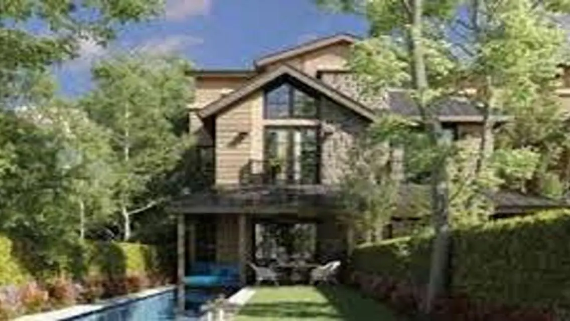 Luxury Apartment for Sale in 208-2027