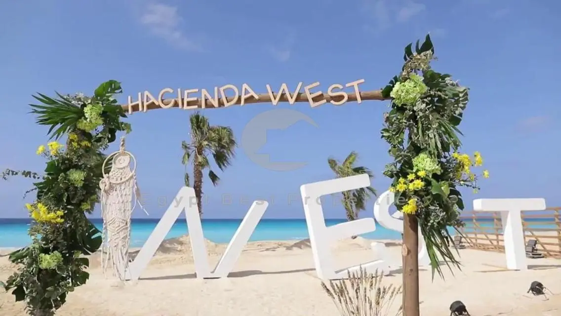 مشروع Hacienda Blue الجديد من بالم هيلز