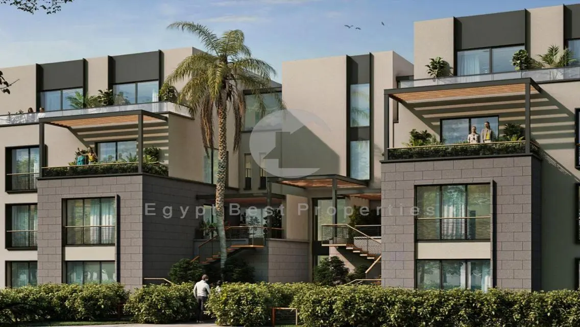 Luxurious 5-Bedroom Villa with Private Pool and Garden in a Prime Location
