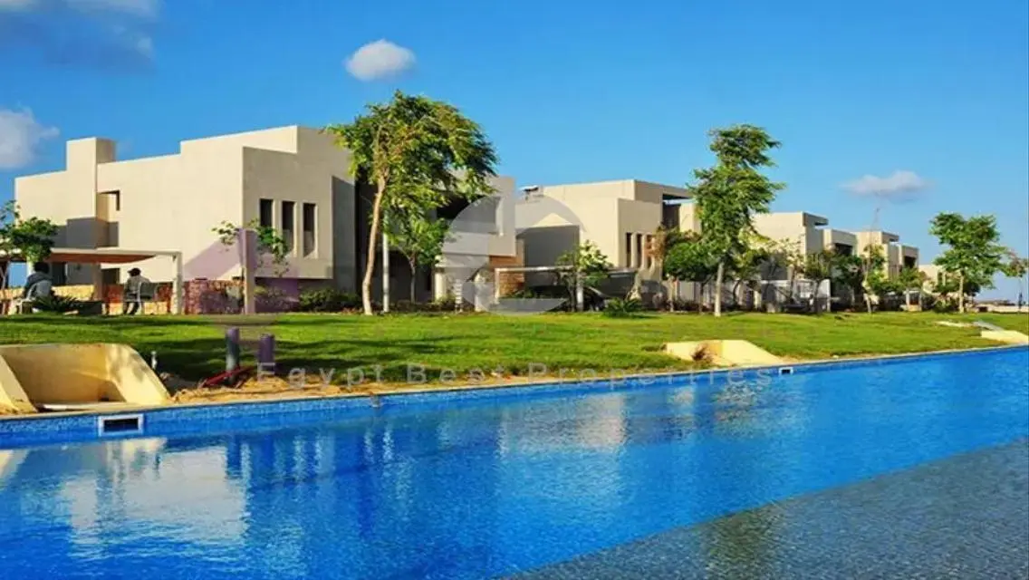 فيلا فاخرة بمساحة 374 متر مربع في هاسيندا بلو