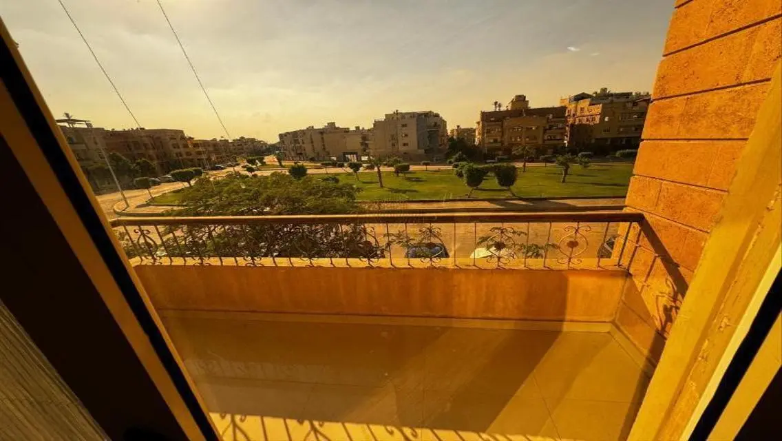 سوان ليك - فيلا فاخرة للبيع