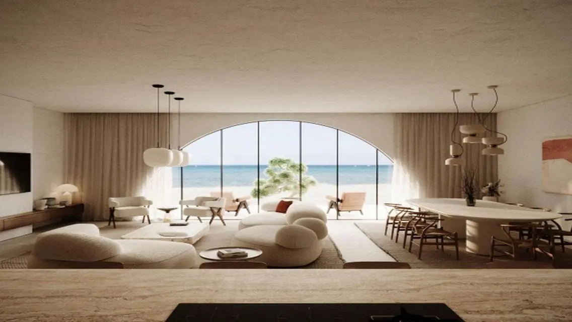 Luxury Villa for Sale with 4 Bedrooms, Garden and Shared Pool
