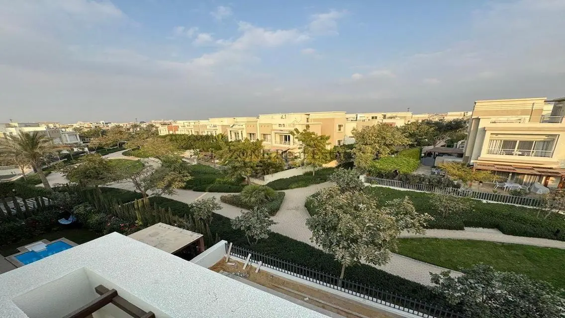شقة فاخرة في كايرو فيستيفال سيتي بسعر مغري