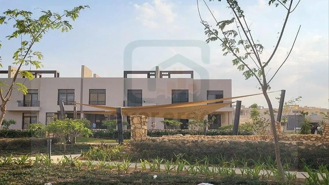 Stunning Home for Sale in OWest with Private Garden and Amenities