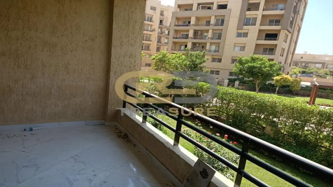 شقة فاخرة للبيع في TREASURE بسعر مغري