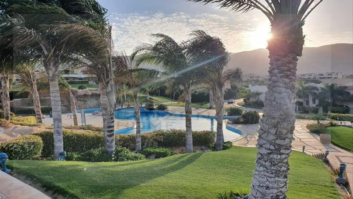 Luxury Home for Sale with Premium Amenities in Prime Location