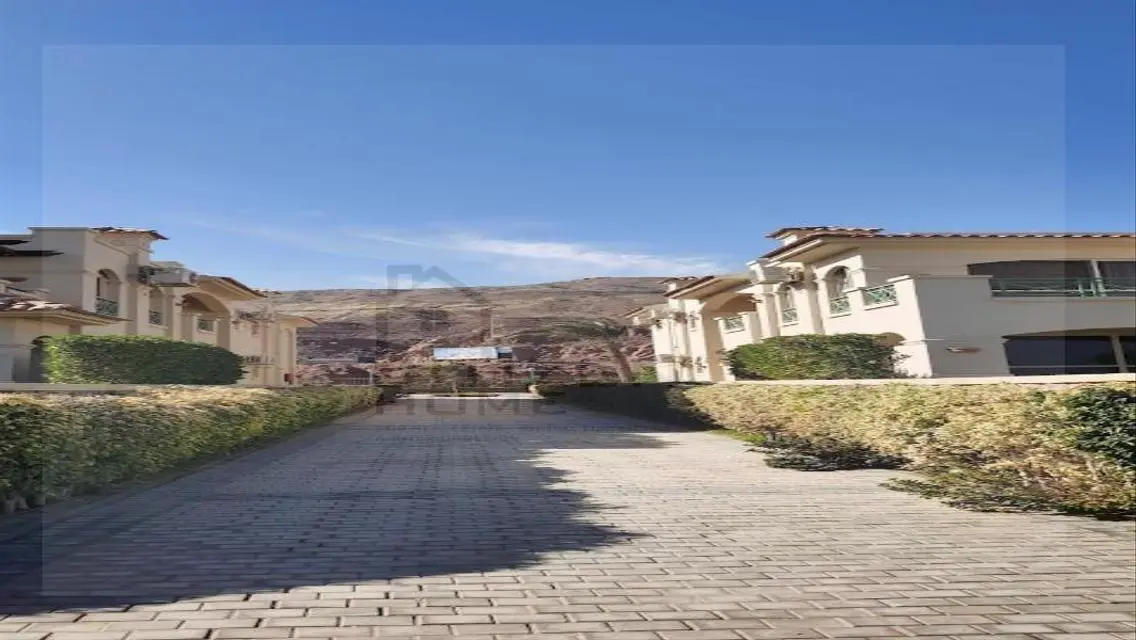 Luxury Home for Sale with Premium Amenities in Prime Location