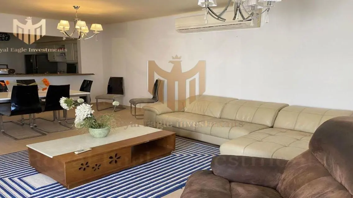 Luxury Apartment for Rent with Balcony