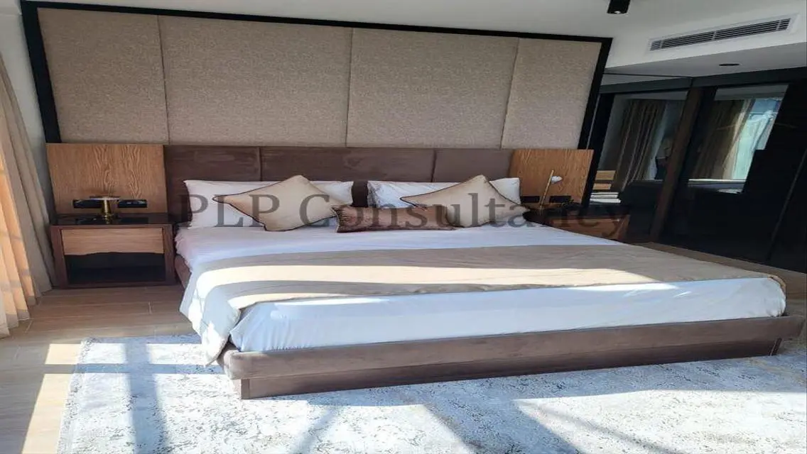 Luxury Mansion for Sale in the Heart of the City