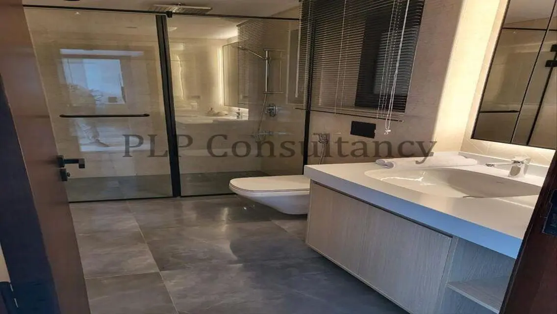 Luxury Mansion for Sale in the Heart of the City