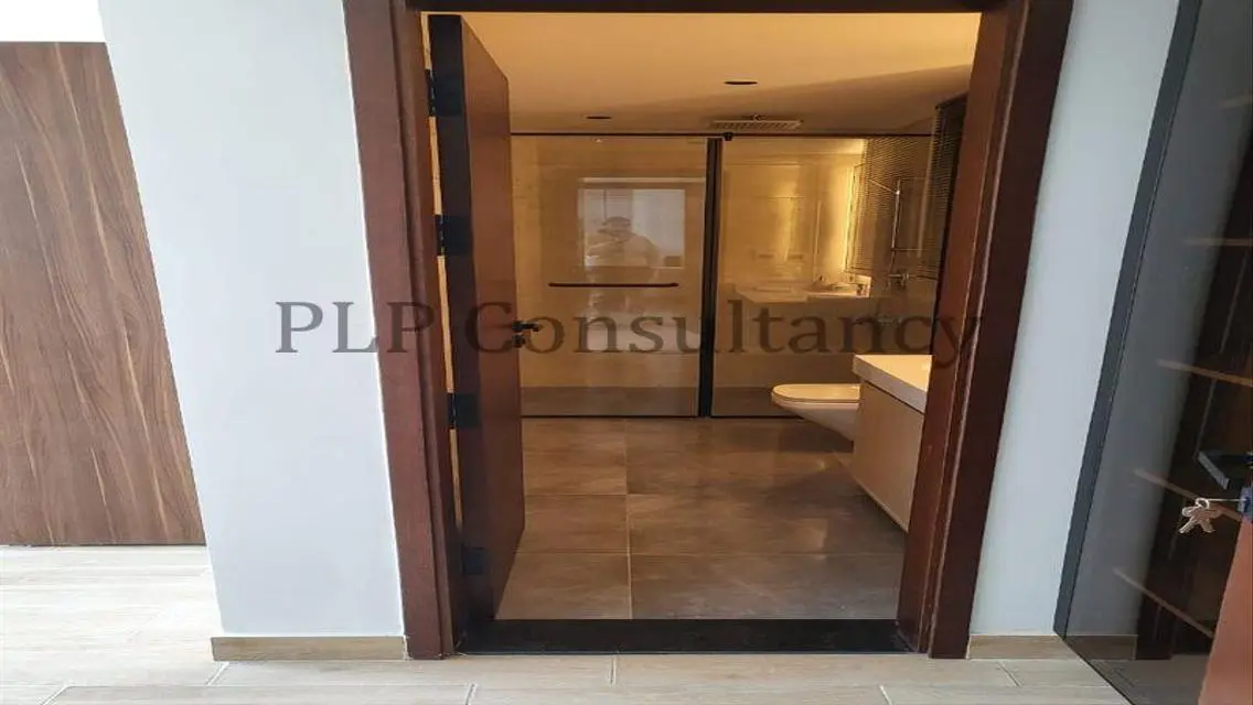 Luxury Mansion for Sale in the Heart of the City