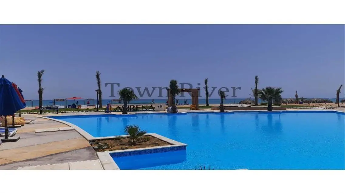 Luxury Apartment with Lake View in Prime Location