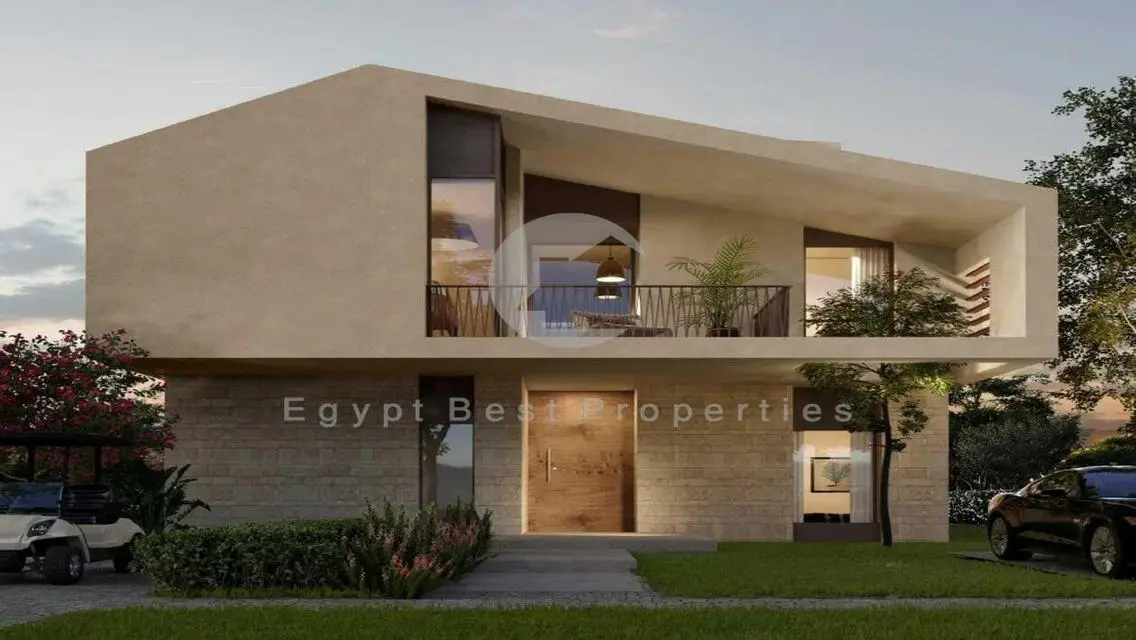 Luxury Villa with Stunning View in the Heart of the City
