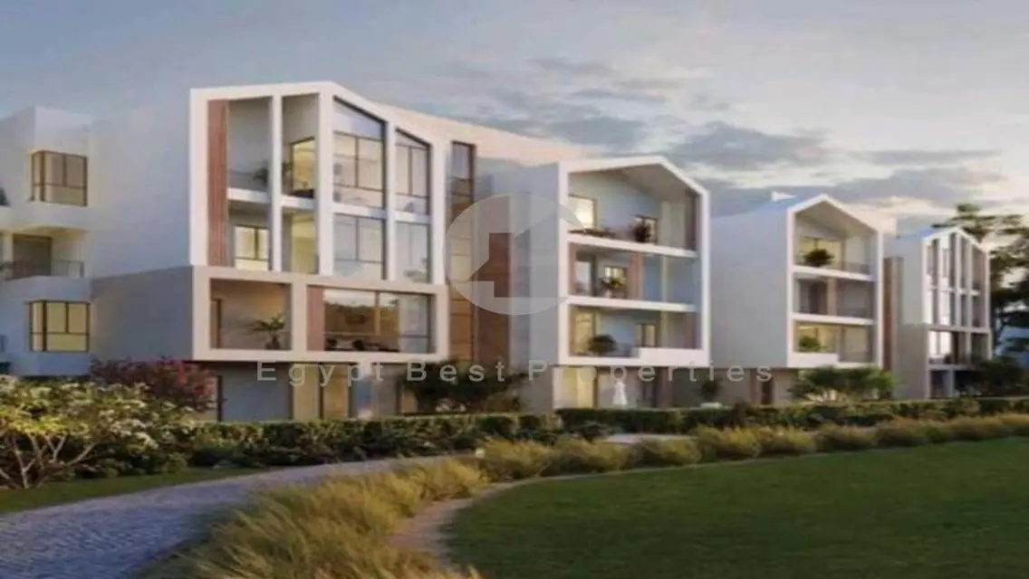 Luxury Villa with Stunning View in the Heart of the City
