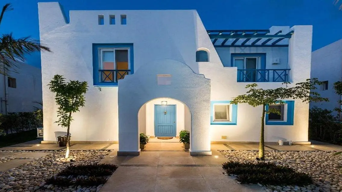 Luxury Apartment with Stunning Views and Spacious Area