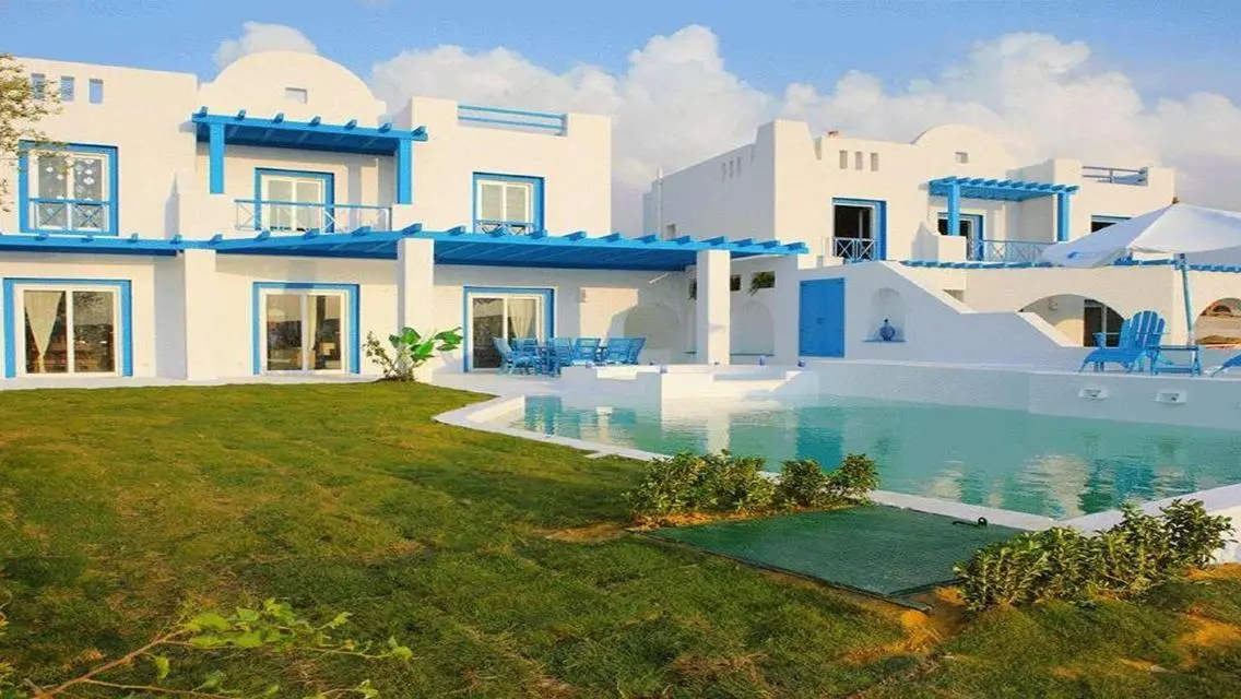 Luxury Apartment with Stunning Views and Spacious Area