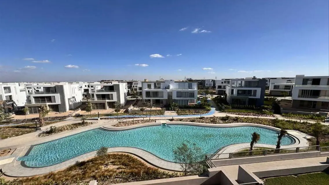 Luxury Villa for Sale with Stunning Views and Spacious Design