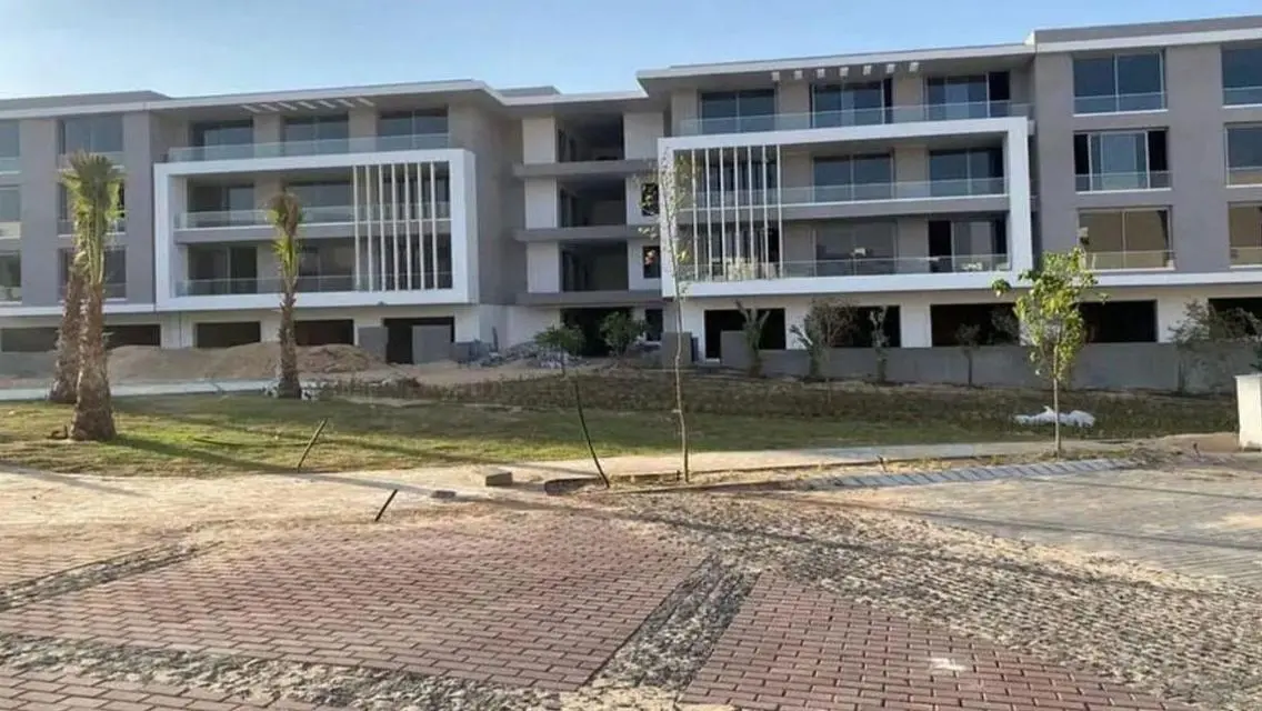 Luxury Villa for Sale with Stunning Views and Spacious Design