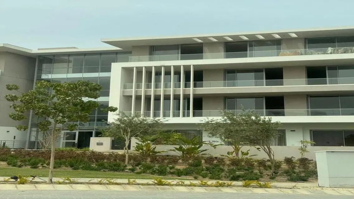 Luxury Villa for Sale with Stunning Views and Spacious Design