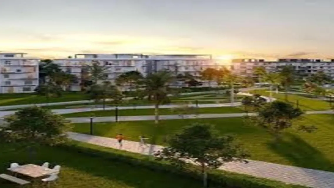 Luxurious 4-Bedroom Villa with Balcony and Stunning Views