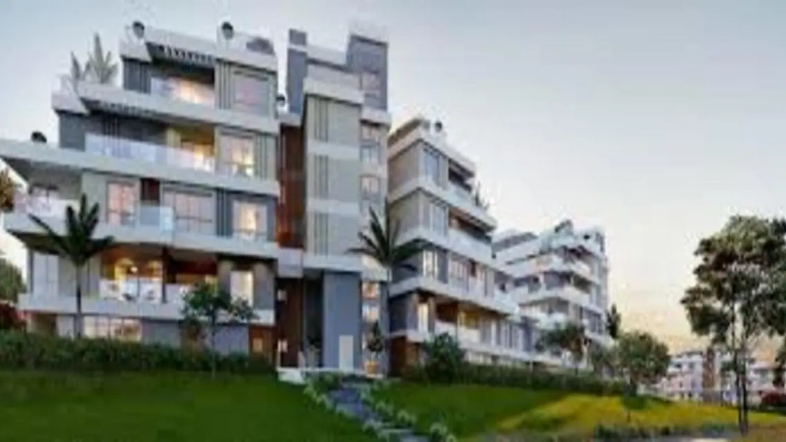 Luxurious 4-Bedroom Villa with Balcony and Stunning Views