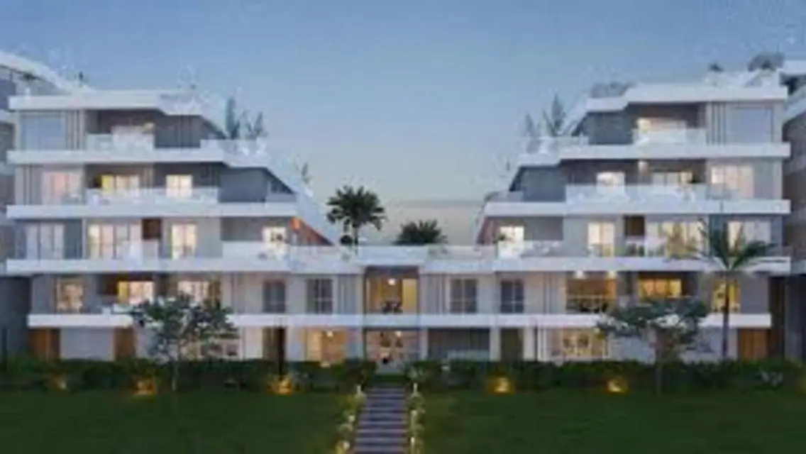 Luxurious 4-Bedroom Villa with Balcony and Stunning Views